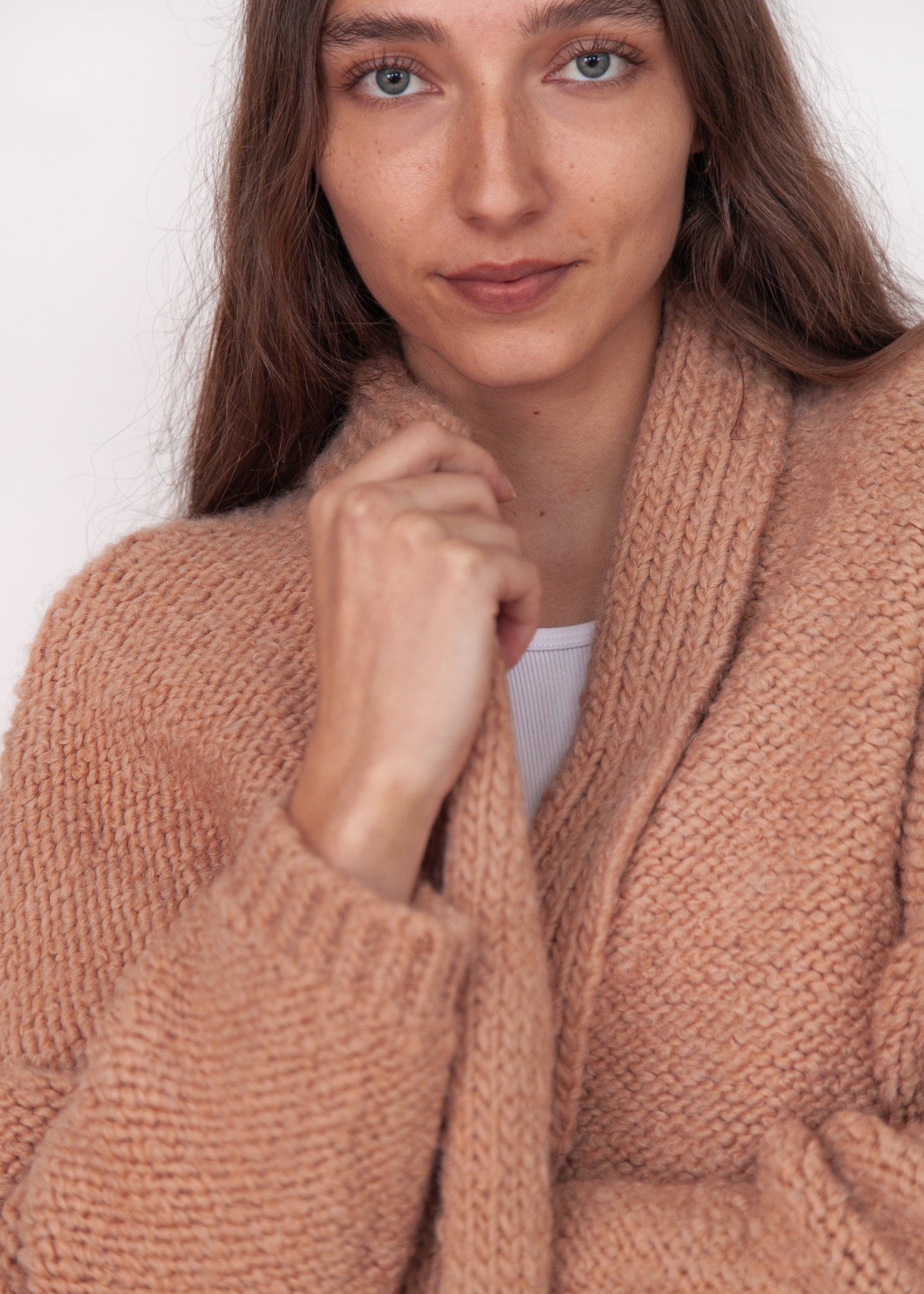 Huacaya Cardigan Peach