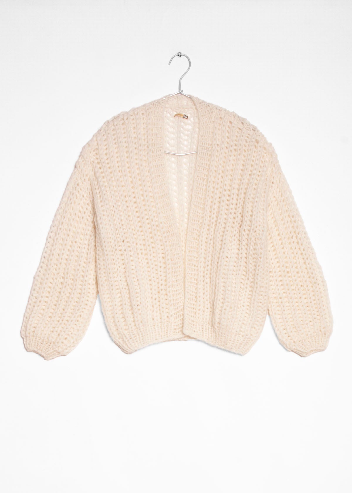 Hilma Pujpu Cardigan, Ivory