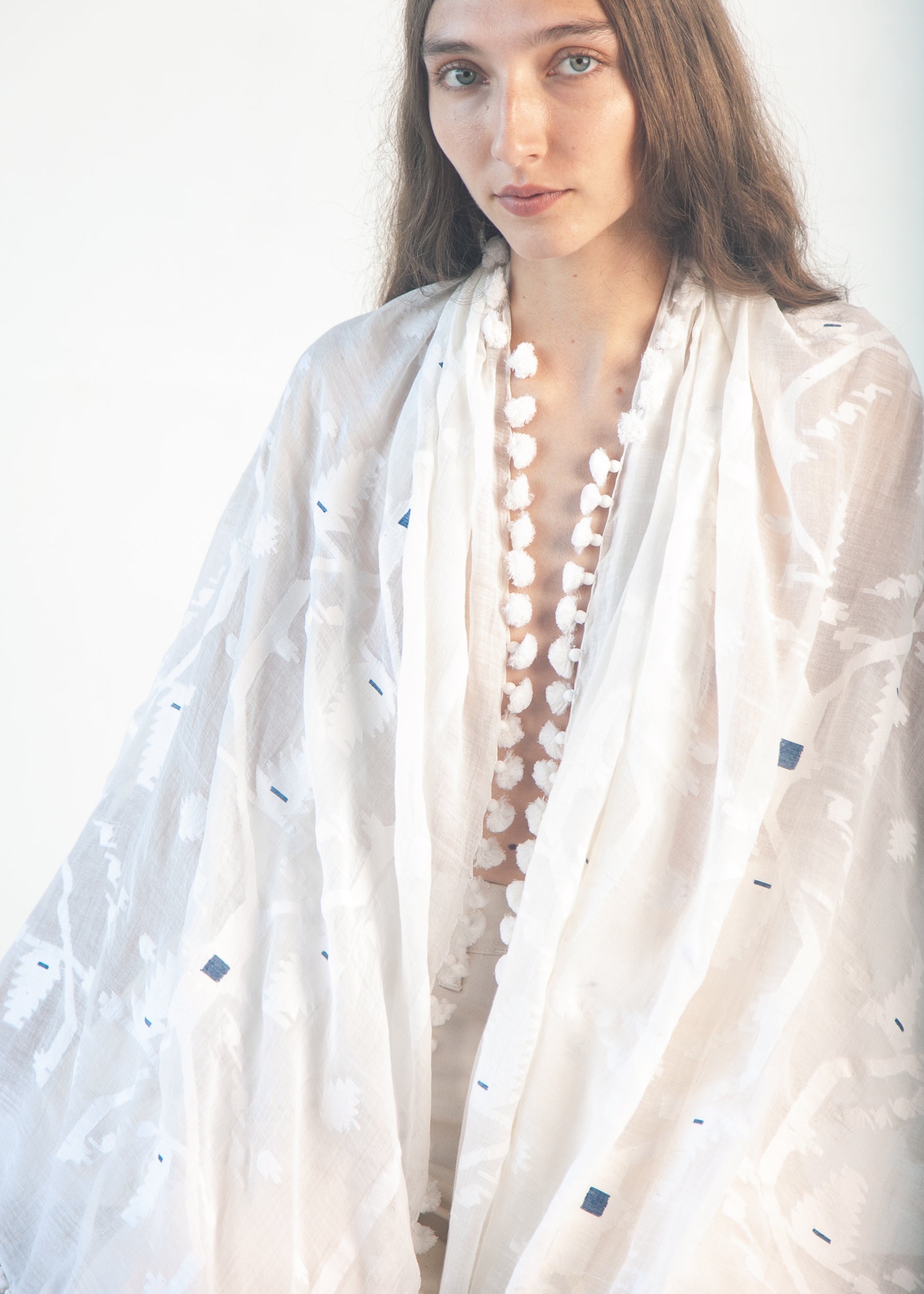 Dupatta Amrita Jamdani - White