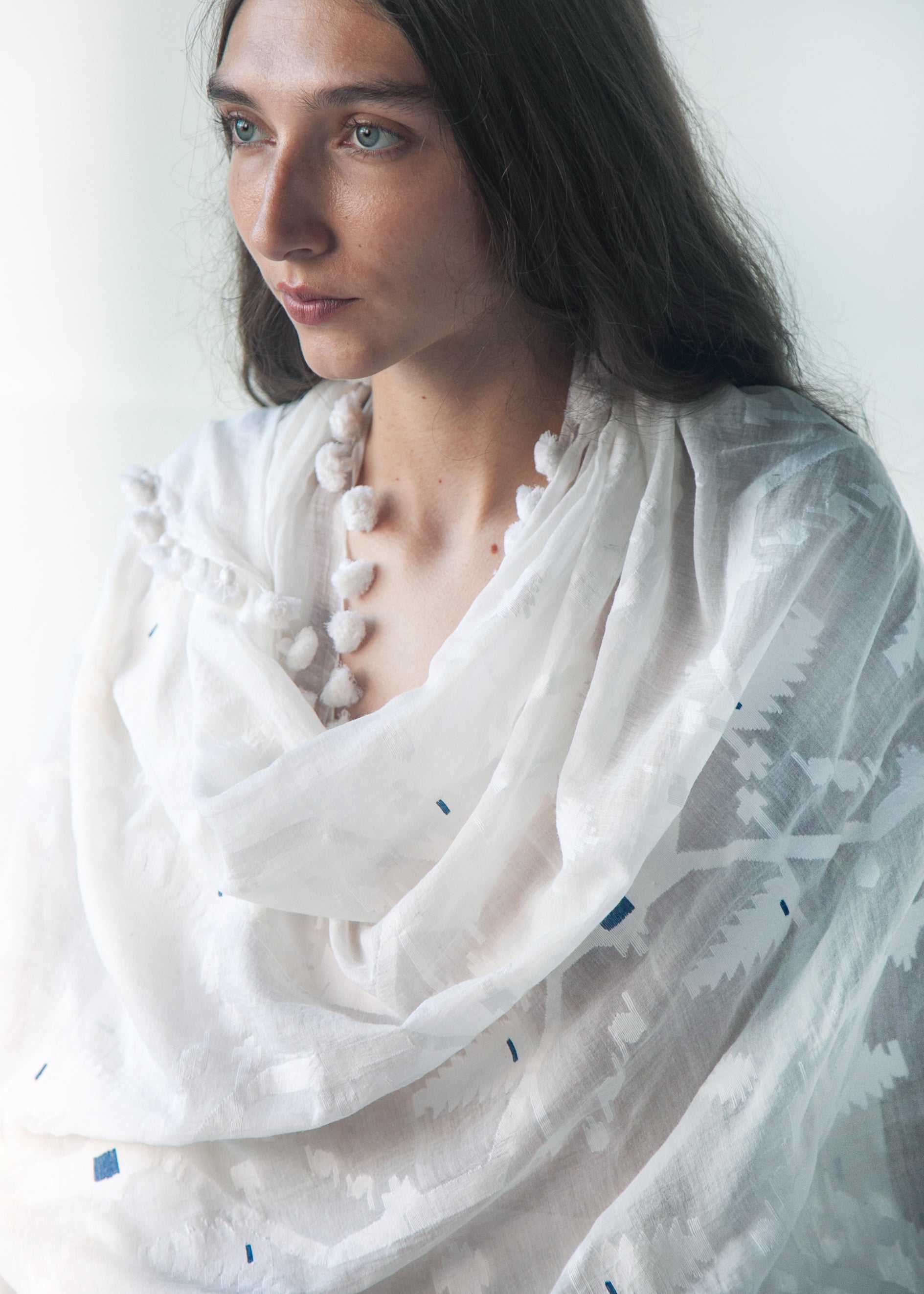 Dupatta Amrita Jamdani - White